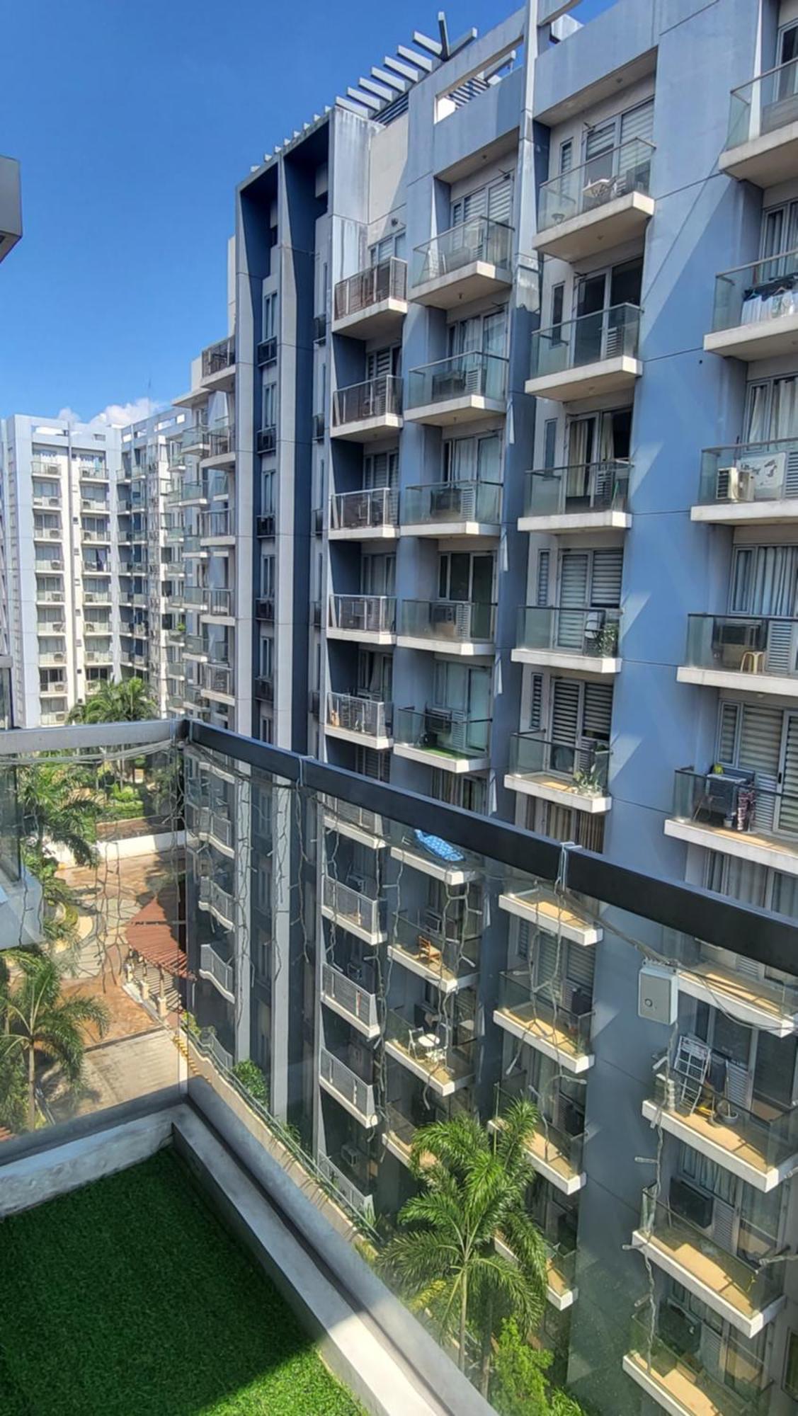 One Palm Tree Villas Condominium - Studio 7Th Fl With Balcony - Across Terminal 3 Airport Pasay Ngoại thất bức ảnh