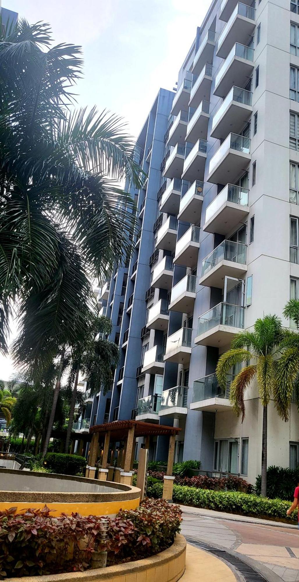 One Palm Tree Villas Condominium - Studio 7Th Fl With Balcony - Across Terminal 3 Airport Pasay Ngoại thất bức ảnh