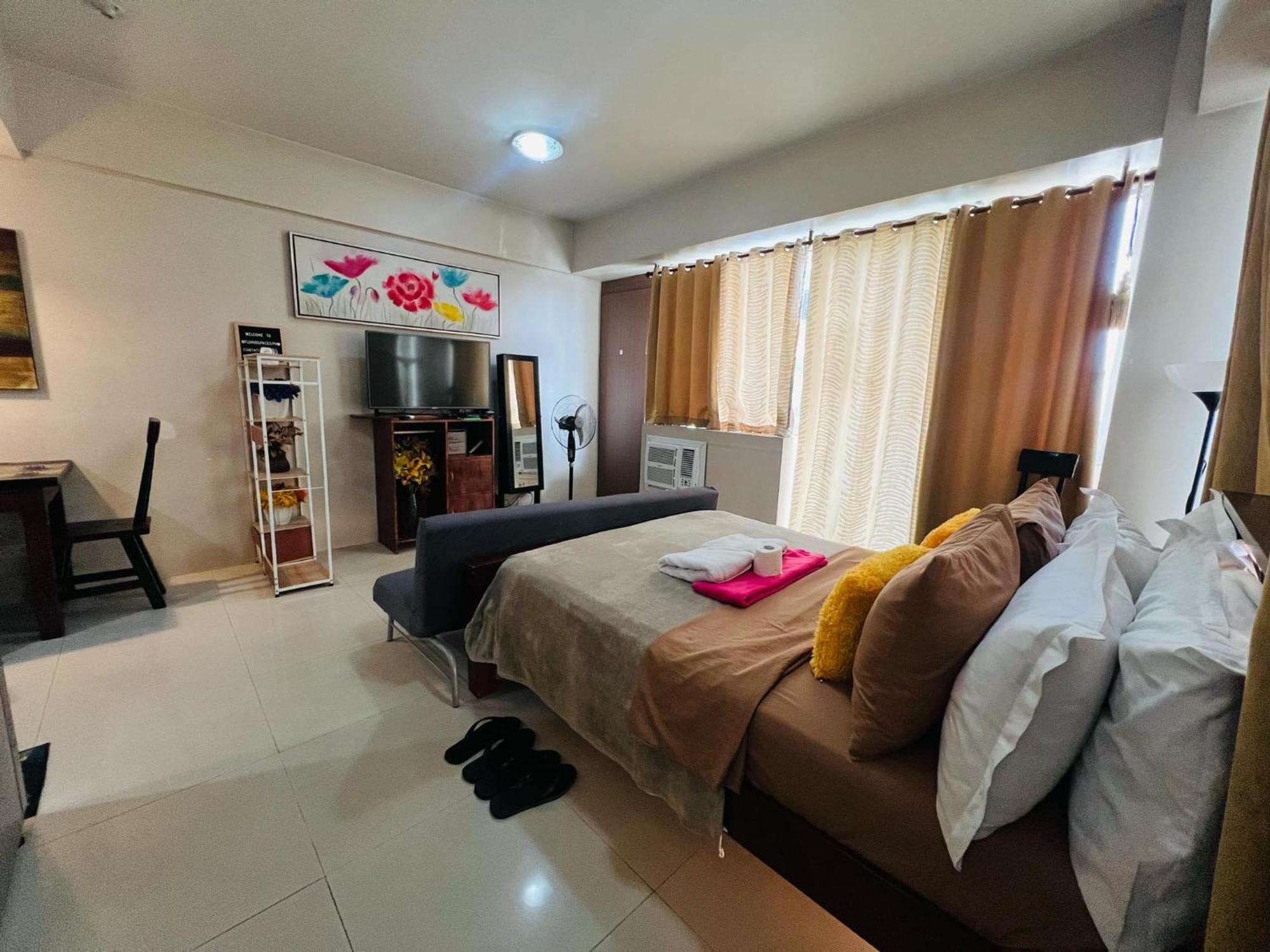 One Palm Tree Villas Condominium - Studio 7Th Fl With Balcony - Across Terminal 3 Airport Pasay Ngoại thất bức ảnh