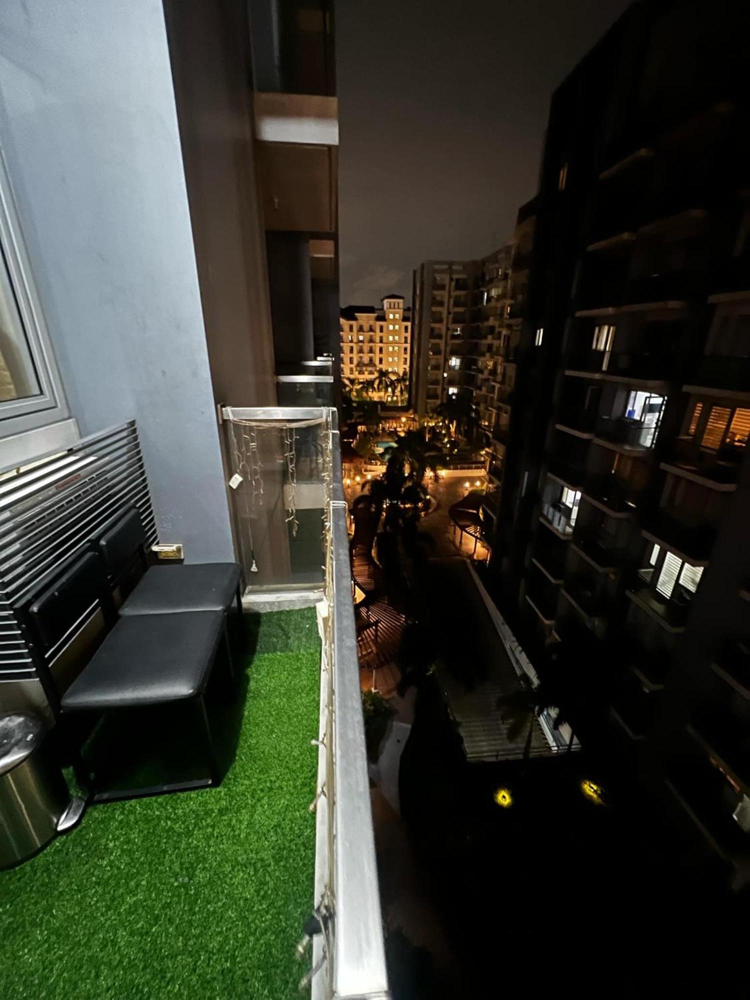 One Palm Tree Villas Condominium - Studio 7Th Fl With Balcony - Across Terminal 3 Airport Pasay Ngoại thất bức ảnh
